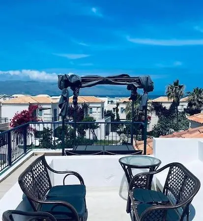 Casseiopia 5 Bedroom On With Pool *