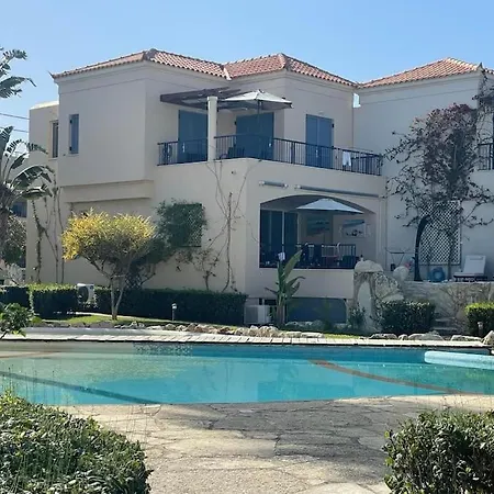 Casseiopia 5 Bedroom On With Pool * Chania (Crete)