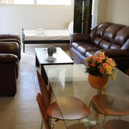Casseiopia 5 Bedroom On With Pool *