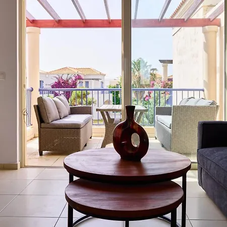 Casseiopia 5 Bedroom On With Pool アパート