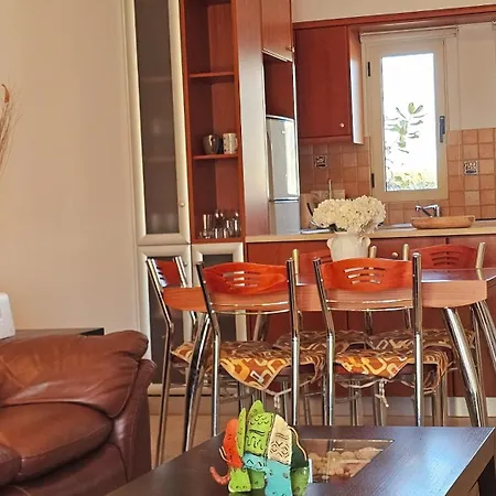 Casseiopia 5 Bedroom On With Pool * 干尼亞