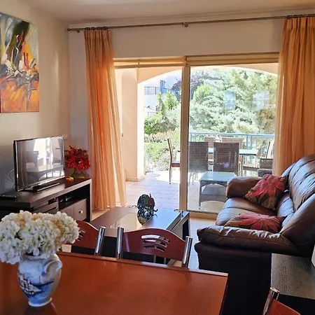 Casseiopia 5 Bedroom On With Pool *