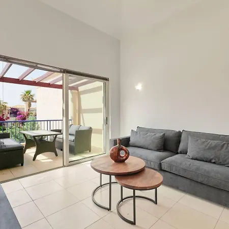 Casseiopia 5 Bedroom On With Pool * 干尼亞