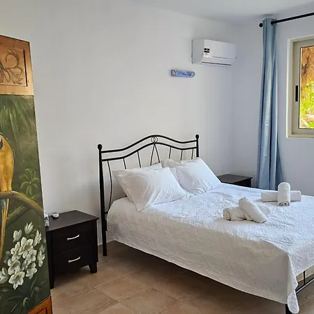 Casseiopia 5 Bedroom On With Pool * 干尼亞