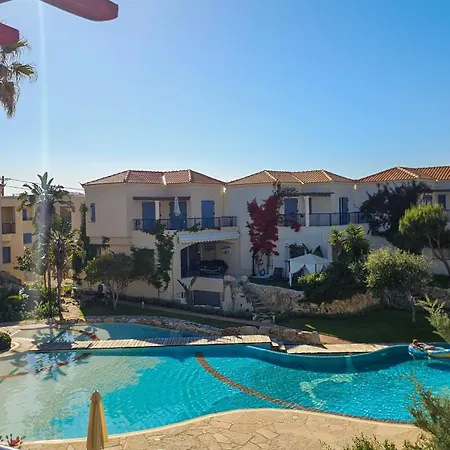 Casseiopia 5 Bedroom On With Pool